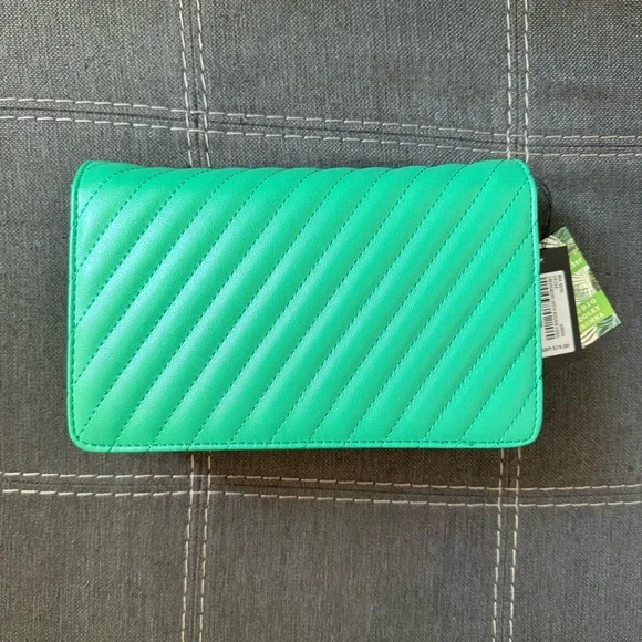 NWT💎 Badgley Mischka Kelly Green Leather Crossbody - Picture 2 of 10